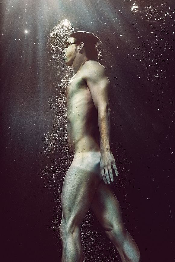 Michael-Phelps-Swimming-2014.jpg