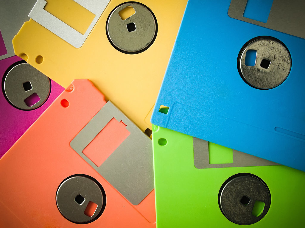 10 Ways to Make Floppy Disks Fresh Again 10 Ways to Make Floppy Disks Fresh Again