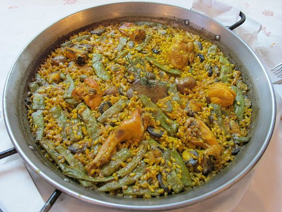 Chicken/Rabbit Paella from L'Alter in Picassent, Spain