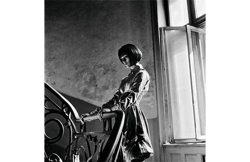 Beauties of the Globe Series - France! Le Femme Fatale!