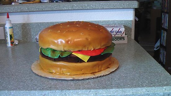 Hamburger Cake