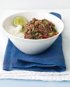 Fast, Easy Recipe for Spicy Thai Beef with Coconut Rice Fast, Easy Recipe for Spicy Thai Beef with Coconut Rice