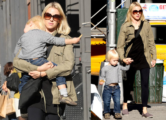 Photos of Naomi Watts Photos of Naomi Watts