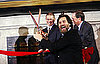 Photos of Jim Carrey and Jenny McCarthy in NYC for A Christmas Carol 2009-10-30 10:55:57