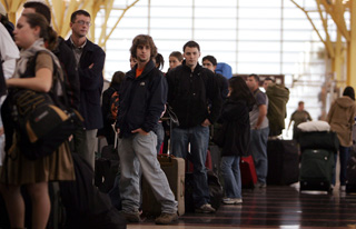 Free WiFi From Google at Airports This Holiday Season
