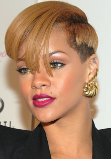 Rihanna Makeup Tutorial 2009-12-09 12:00:00