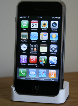 AT&T Sells Refurbished 16GB iPhone 3Gs For Only $49
