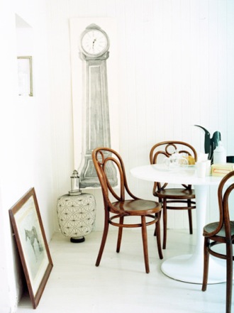 Found It! Trompe-l'œil Grandfather Clock