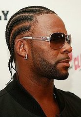 Would You Read R. Kelly's Memoir? 