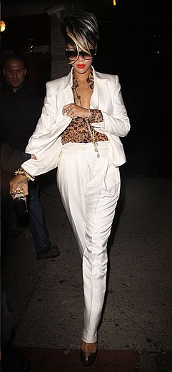 Rihanna in '09