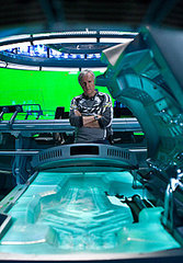 Avatar Is the No. 2 Top-Earning Film of All Time, James Cameron Wants a Sequel 2010-01-08 07:30:00