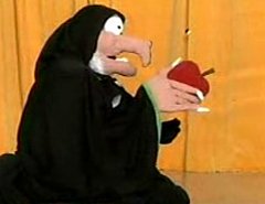 Japanese Woman Performs Snow White Japanese Woman Performs Snow White