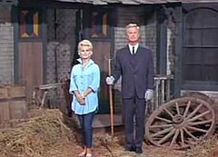 Flashback: Green Acres Theme Song