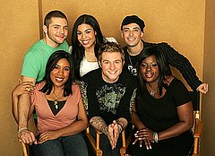 "American Idol" Top 6 — Which Two are Going Home?