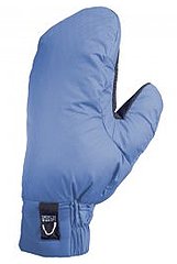 Cold Hands, Warm Heart?
