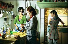 TV Dinners: Volver - Tortilla Española