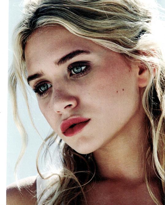 Ashley Olsen's Hot Photo Shoot Ashley Olsen's Hot Photo Shoot