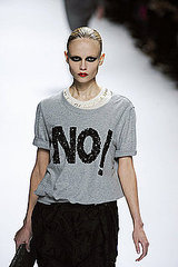 Viktor & Rolf Goes Democratic — and Online — for Spring 2009