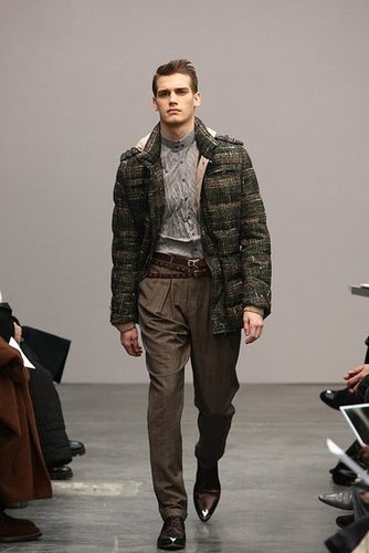 Milan: Gaetano Navarra Men's Fall 2009 Milan: Gaetano Navarra Men's Fall 2009