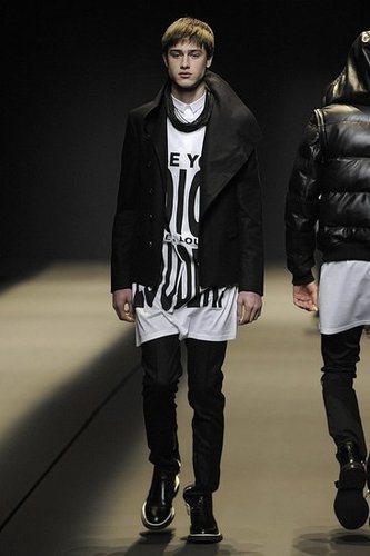 Paris: Dior Homme Fall 2009 Paris: Dior Homme Fall 2009