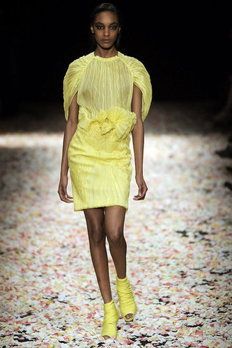 Givenchy Spring 2009 Haute Couture Givenchy Spring 2009 Haute Couture