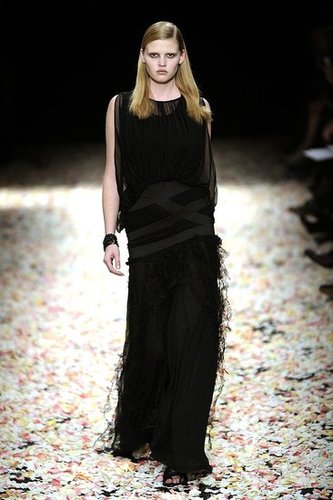 Givenchy Spring 2009 Haute Couture Givenchy Spring 2009 Haute Couture