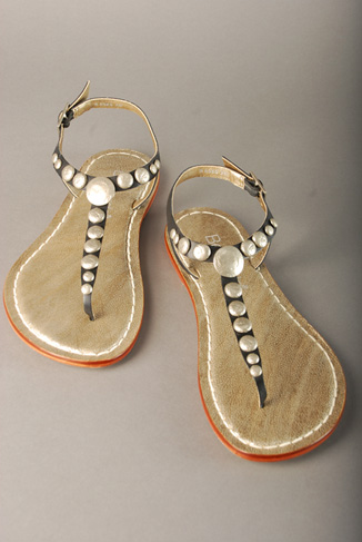 Bernardo Mojo Flat and Other Perfect Summer Sandals