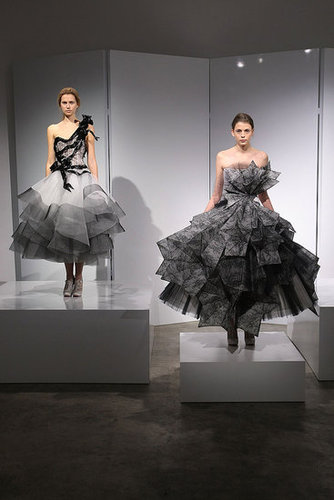 At Marchesa Fall 2009, Beauty Is Pain At Marchesa Fall 2009, Beauty Is Pain