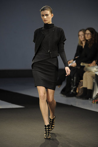 RM by Roland Mouret Fall 2009: "The Work of a Local Dressmaker" RM by Roland Mouret Fall 2009: "The Work of a Local Dressmaker"