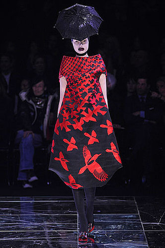 Alexander McQueen Fall 2009: A Twisted Fantasy Alexander McQueen Fall 2009: A Twisted Fantasy