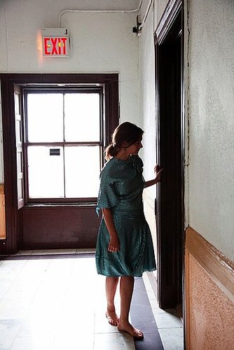 Vogue's Sally Singer Shows Off Apartment, Discourages "Yo-Yo Dieting"