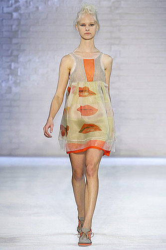 Alberta Ferretti's Spring 2010 Philosophy: Light, Gauzy, and Full of Lips Alberta Ferretti's Spring 2010 Philosophy: Light, Gauzy, and Full of Lips