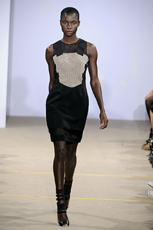 A Softer Side of Jonathan Saunders for Spring 2010 A Softer Side of Jonathan Saunders for Spring 2010
