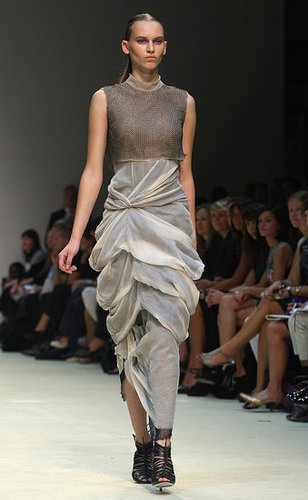 Marios Schwab Debuts Three-Way Layering for Spring 2010 Marios Schwab Debuts Three-Way Layering for Spring 2010