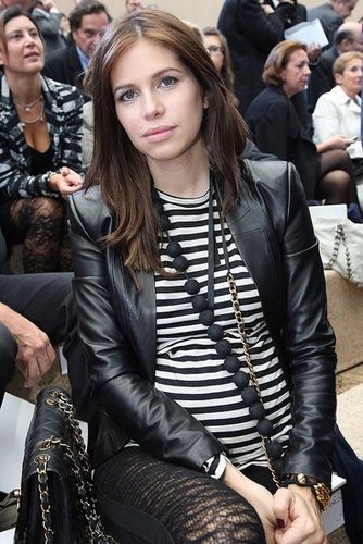 Chanel Goes Farm Girl, Takes a Roll in Hay for Spring 2010 Chanel Goes Farm Girl, Takes a Roll in Hay for Spring 2010
