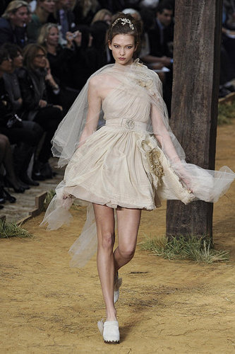 Chanel Goes Farm Girl, Takes a Roll in Hay for Spring 2010 Chanel Goes Farm Girl, Takes a Roll in Hay for Spring 2010