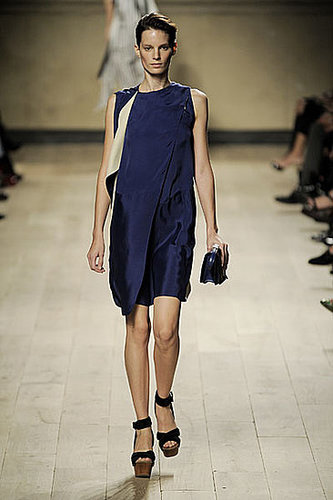 Pheobe Philo's First Celine Runway Collection for Spring 2010: The Reviews Are In Pheobe Philo's First Celine Runway Collection for Spring 2010: The Reviews Are In