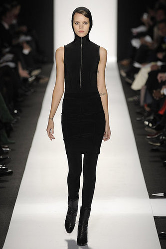 New York Fashion Week: Narciso Rodriguez Fall 2009 Video New York Fashion Week: Narciso Rodriguez Fall 2009 Video