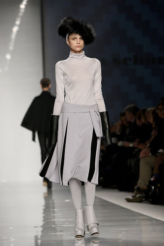 Milan Fashion Week: Mila Schon Fall 2009 Milan Fashion Week: Mila Schon Fall 2009