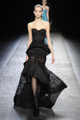 Paris Fashion Week: Nina Ricci Fall 2009 Paris Fashion Week: Nina Ricci Fall 2009
