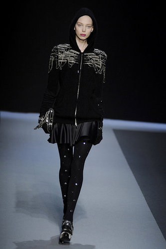 Paris Fashion Week: Emanuel Ungaro Fall 2009 Paris Fashion Week: Emanuel Ungaro Fall 2009