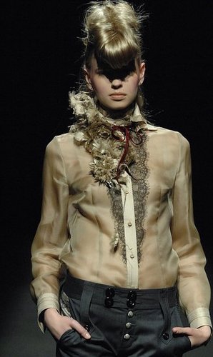 Photos: Japan Fashion Week Organization
Photos: Japan Fashion Week Organization