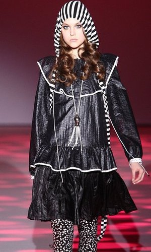 Photos: Japan Fashion Week Organization
Photos: Japan Fashion Week Organization