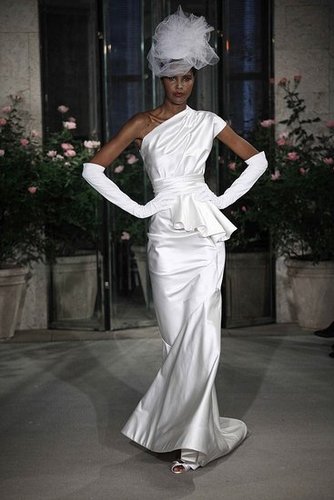 New York Bridal Market: Oscar de la Renta Spring 2010 New York Bridal Market: Oscar de la Renta Spring 2010