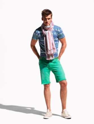 Courtesy of H&M Courtesy of H&M