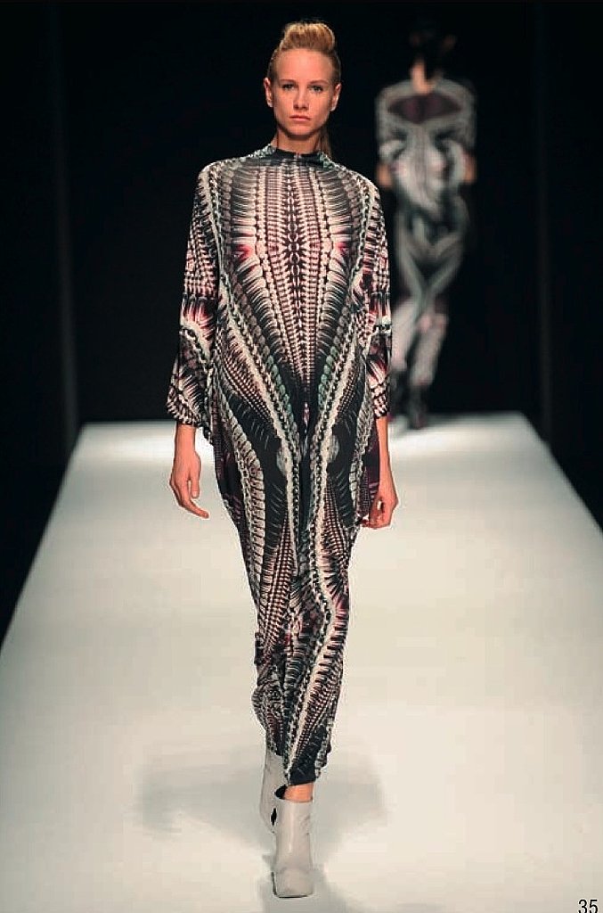 Milan Fashion Week: Jean-Pierre Braganza Fall 2009 Milan Fashion Week: Jean-Pierre Braganza Fall 2009