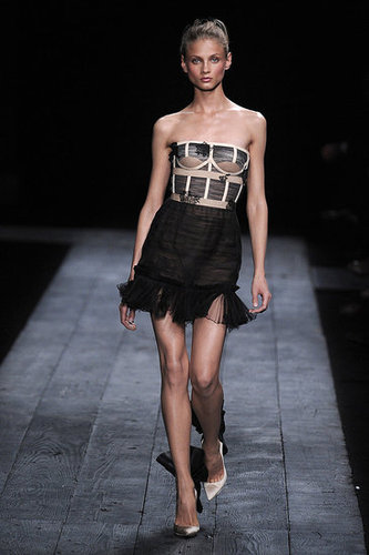 Valentino Fall 2009 Haute Couture Valentino Fall 2009 Haute Couture