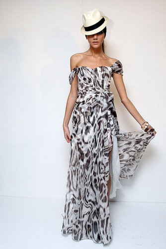 New York Fashion Week: Monique Lhuillier Spring 2010 New York Fashion Week: Monique Lhuillier Spring 2010