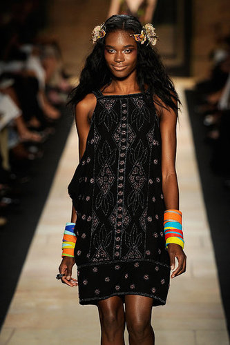 New York Fashion Week: Diane Von Furstenberg Spring 2010 New York Fashion Week: Diane Von Furstenberg Spring 2010
