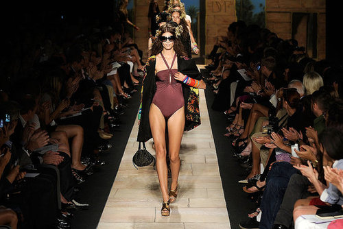 New York Fashion Week: Diane Von Furstenberg Spring 2010 New York Fashion Week: Diane Von Furstenberg Spring 2010